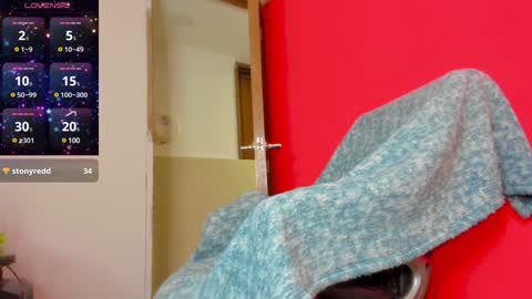 catalina online show from December 12, 3:54 am