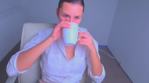 Pokahontas online show from December 9, 1:02 pm