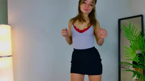 Polly online show from January 16, 9:00 pm