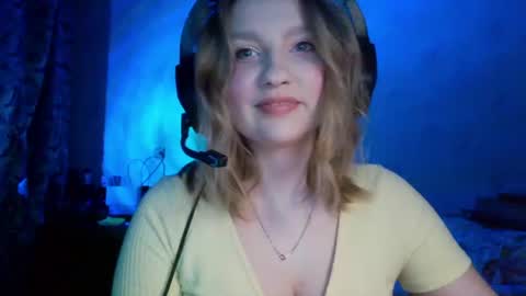 pr_in_cess_ online show from June 10, 9:13 pm