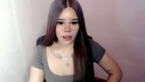 MAXXINE online show from February 1, 9:51 pm