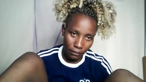pretty_ass07 online show from May 28, 4:21 am