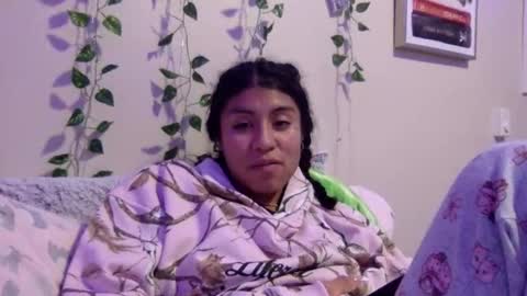 pretty_girl828687 online show from November 30, 4:16 am