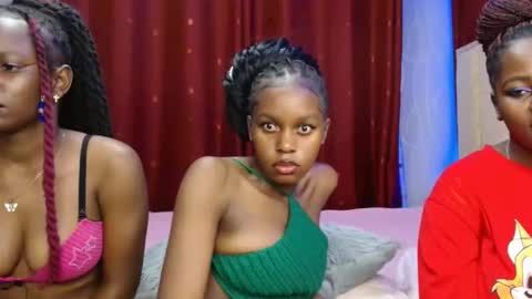 Pretty online show from February 28, 5:34 pm