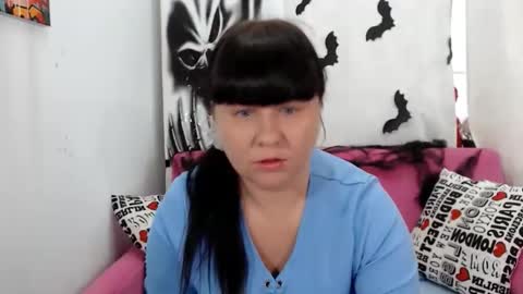 pretty_malika online show from October 28, 3:56 am