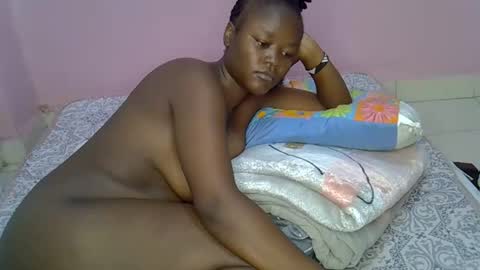 pretty_maya2 online show from November 4, 4:39 am