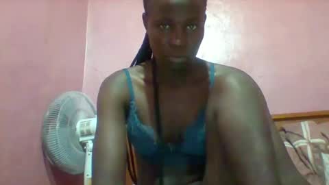 Snapshot of pretty_mine chatting on September 13, 10:23 am pretty time online show from September 13, 10:23 am