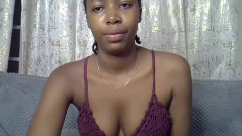 pretty_petite24 online show from July 20, 1:30 am
