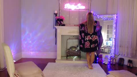 Pretty Sara online show from January 3, 12:43 am