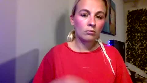 Missy  Jack online show from June 17, 12:12 am