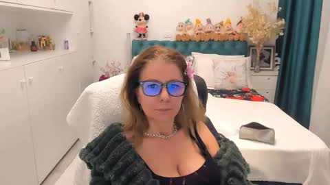 wilma online show from April 18, 12:13 am