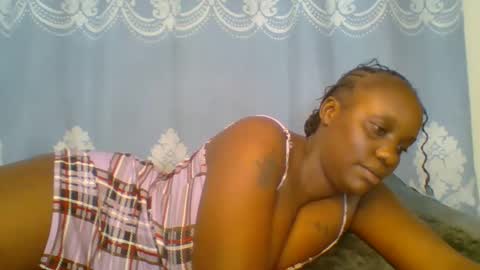 SHANIA online show from January 13, 8:35 pm