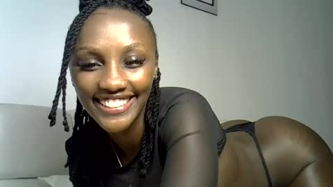 Pretty darkskin doll online show from July 1, 9:20 am