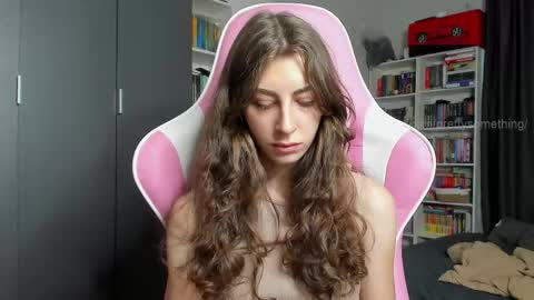 Sophie  next stream will be at Monday  i will wait you guys  online show from February 4, 9:01 am