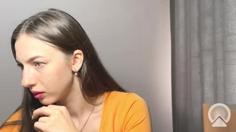 prettyyy_angel online show from September 18, 8:13 am