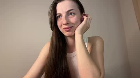 prettyyy_angel online show from April 15, 7:58 pm