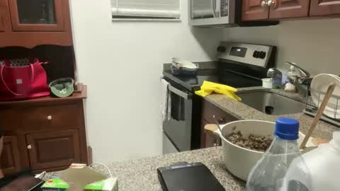 prettyyykittyyy22 online show from November 16, 4:14 am