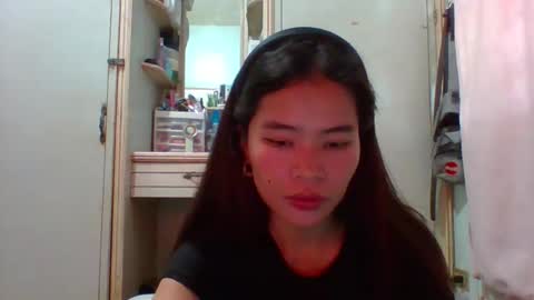 prety784828 online show from April 10, 7:14 am