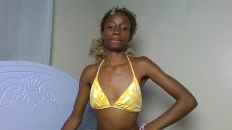 PRETY online show from June 12, 3:31 pm