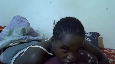 princess_scovia online show from May 1, 5:10 am