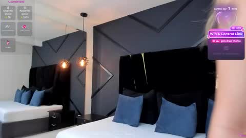 Paris  online show from February 25, 6:39 pm