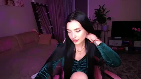 princessamira1 online show from November 23, 3:03 pm