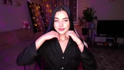 princessamira1 online show from December 19, 5:27 pm