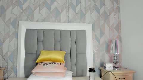 Marcela online show from February 25, 7:45 pm