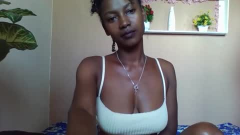 prisca66 online show from April 9, 4:37 am