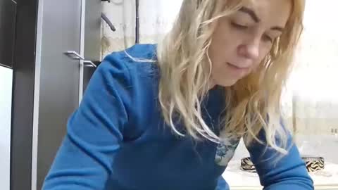 Pryncess sweety online show from December 4, 8:49 am