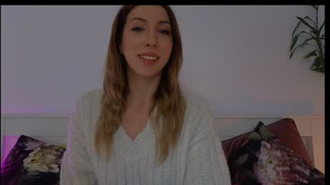 Isabelle online show from February 21, 6:30 pm