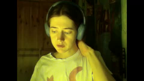 Snapshot of purple_cat55 chatting on January 10, 5:56 pm purple_cat55 online show from January 10, 5:56 pm