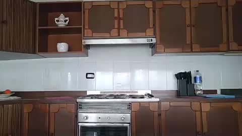 Mary online show from December 17, 9:57 am