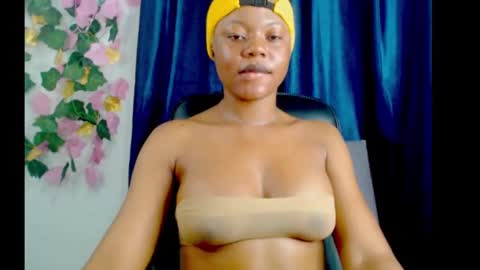 Stella online show from December 12, 7:37 pm