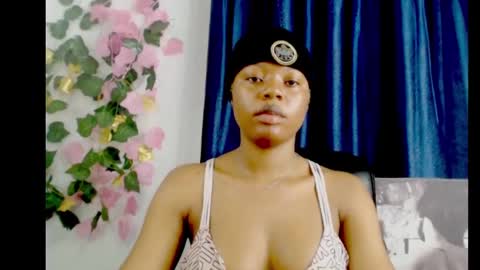 Stella online show from December 9, 10:54 am