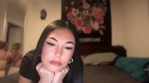 pyttjenna online show from September 13, 2:08 am