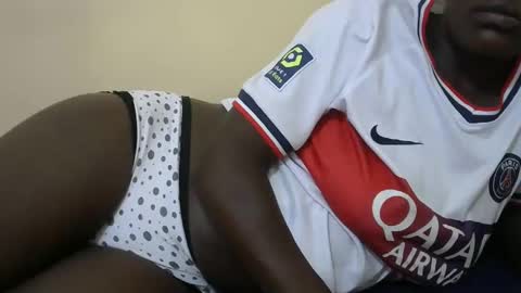 queen_berry1 online show from February 14, 1:51 pm