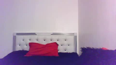 QUEEN online show from April 14, 12:16 pm