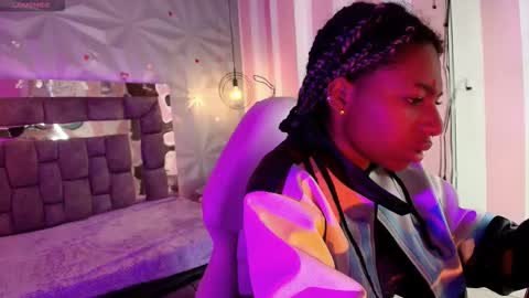   online show from February 8, 6:44 pm