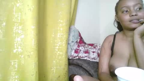 queen online show from February 28, 2:55 am