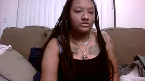 Queen Chief online show from February 12, 8:49 am