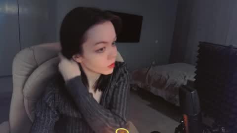 quietluxury online show from April 19, 12:05 pm