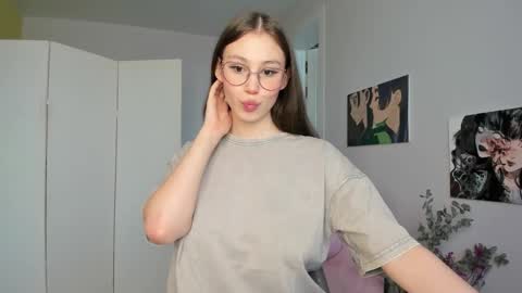 Leya online show from September 26, 10:35 am