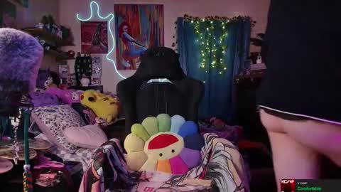 Amy Wild online show from January 19, 4:30 am