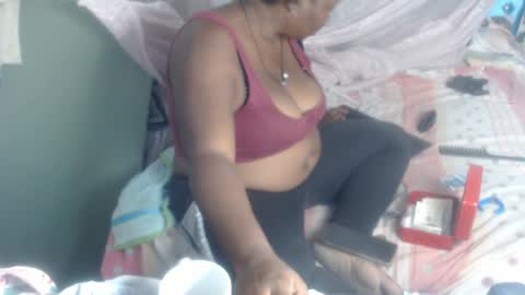 rachelexoticgirl online show from April 12, 3:53 am