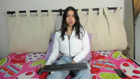 Rachell online show from February 9, 3:43 am