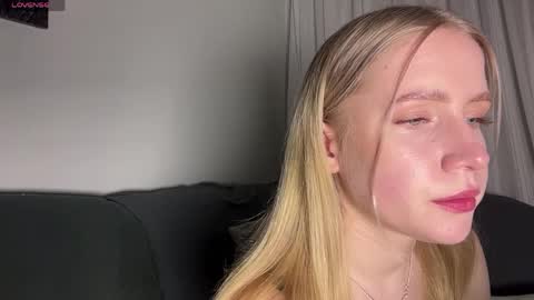 Alice online show from April 3, 9:13 pm