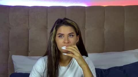Snapshot of rachellsimpson chatting on October 17, 6:33 pm RachellSimpson online show from October 17, 6:33 pm