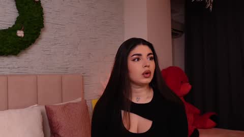 Snapshot of rachelswaan chatting on January 16, 5:42 am RachelSwaan online show from January 16, 5:42 am