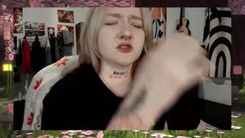 Kate online show from October 2, 9:03 am